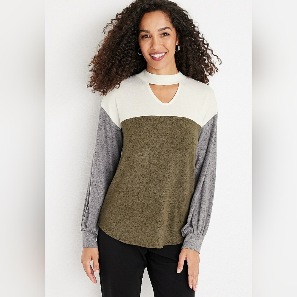 Maurices | Colorblock Cut Out Mixer Tee